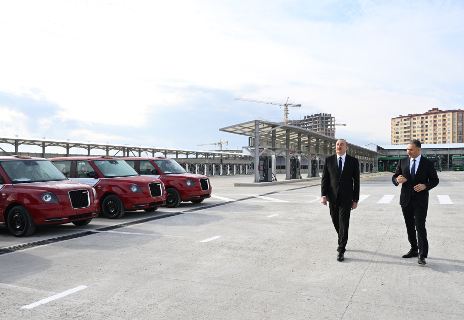 President Ilham Aliyev reviews operations of Zigh Electric Bus Depot (PHOTO/VIDEO)