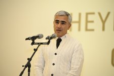 Heydar Aliyev Center hosts Lorenzo Quinn's 'Equilibrium in Nature' exhibition (PHOTO)