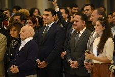 Heydar Aliyev Center hosts Lorenzo Quinn's 'Equilibrium in Nature' exhibition (PHOTO)