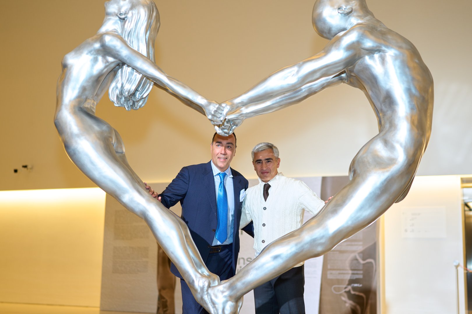 Heydar Aliyev Center hosts Lorenzo Quinn's 'Equilibrium in Nature' exhibition (PHOTO)