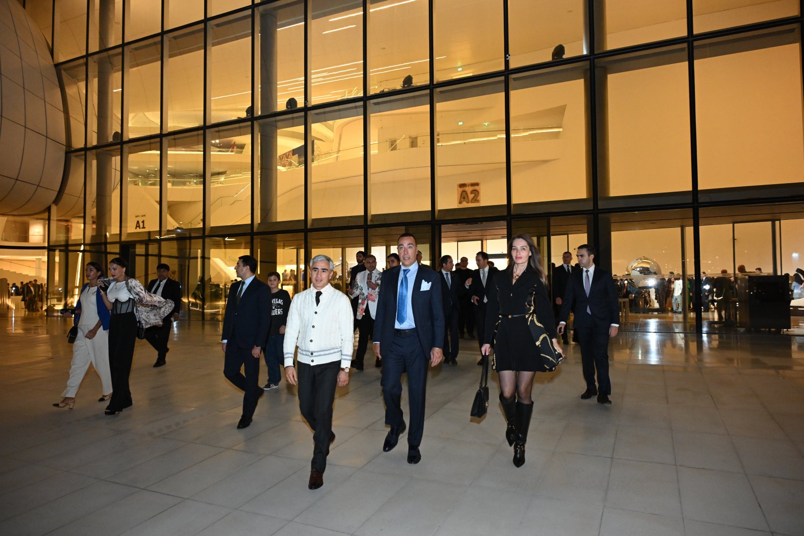 Heydar Aliyev Center hosts Lorenzo Quinn's 'Equilibrium in Nature' exhibition (PHOTO)