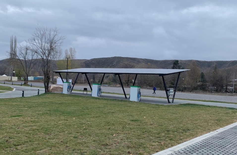 Azerbaijan aims to accelerate electric vehicle charging stations in its liberated areas