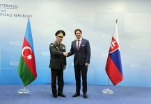Azerbaijan's defense minister pays official visit to Slovakia (PHOTO)