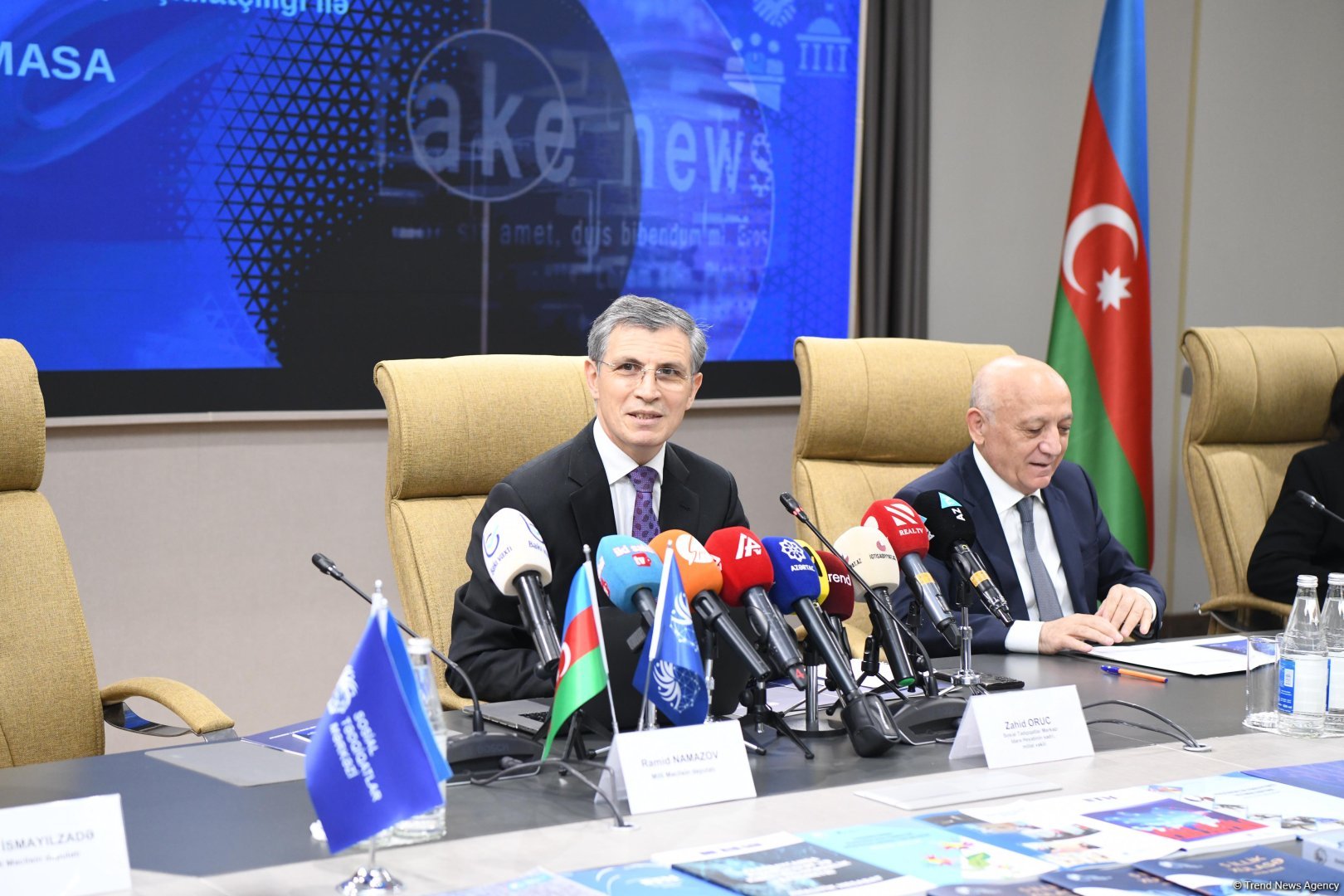 Azerbaijani Research Center hosts event on parliaments and global sanction trends (PHOTO)