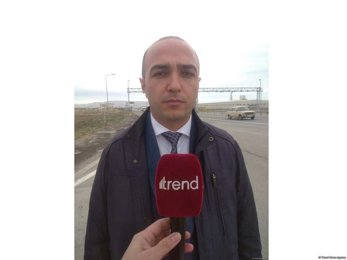 Azerbaijan calculates trucks passing via electronic scale point in its Garadagh district