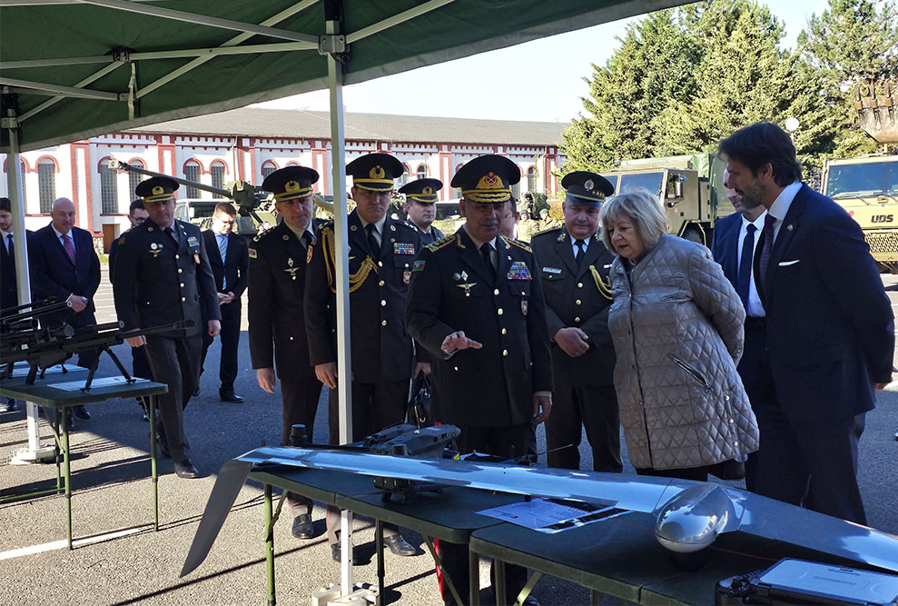 Azerbaijan's defense minister pays official visit to Slovakia (PHOTO)