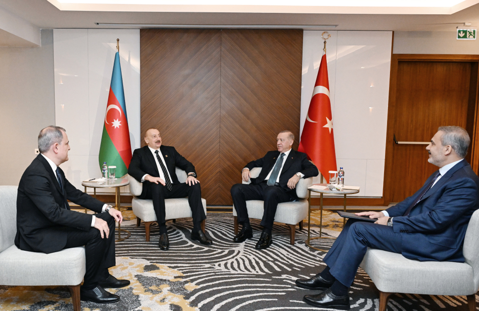 Meeting between President Ilham Aliyev, President Recep Tayyip Erdogan held in Bishkek (PHOTO/VIDEO)