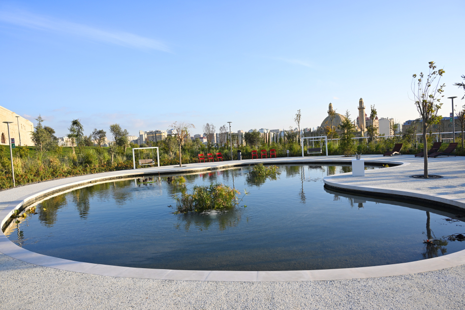 President Ilham Aliyev attends inauguration of third section of Central Park in Baku (PHOTO/VIDEO)