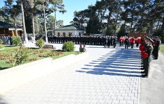 Azerbaijan's MoD visits graves of National Leader, Martyrs ahead of Victory Day (PHOTO)