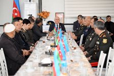 Azerbaijan's MoD visits graves of National Leader, Martyrs ahead of Victory Day (PHOTO)