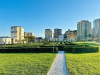 Azerbaijan airs photoshoot from third section of Central Park in Baku