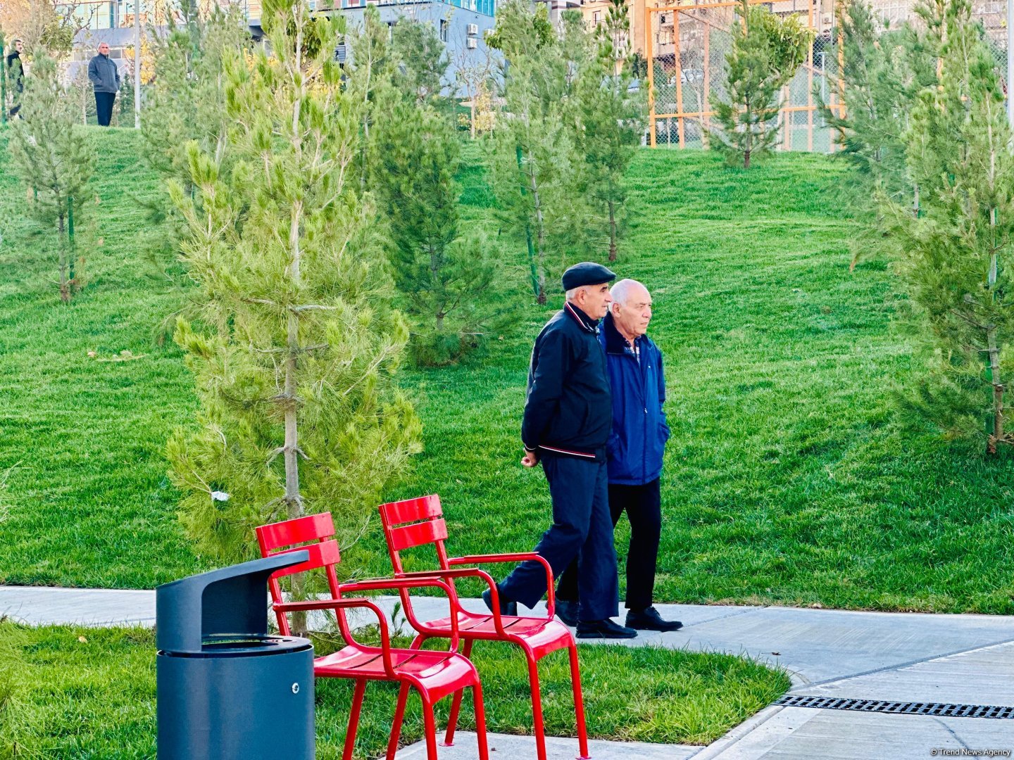 Azerbaijan airs photoshoot from third section of Central Park in Baku