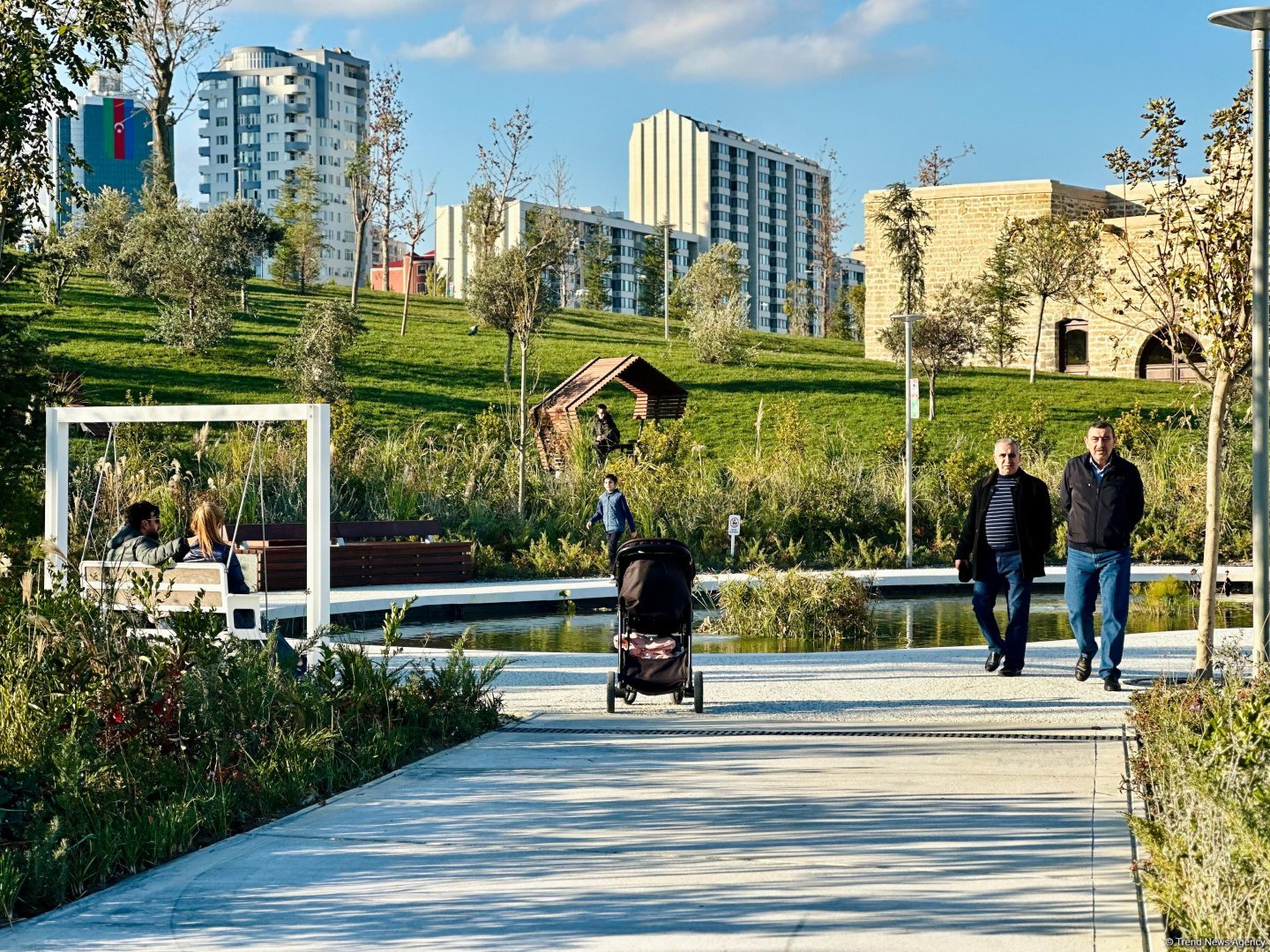 Azerbaijan airs photoshoot from third section of Central Park in Baku