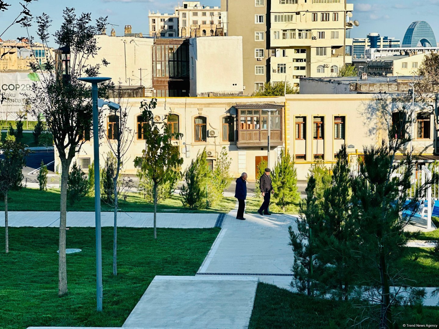Azerbaijan airs photoshoot from third section of Central Park in Baku