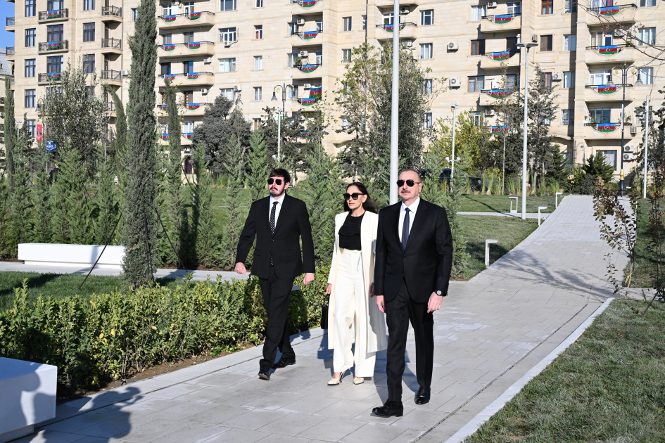 President Ilham Aliyev, First Lady Mehriban Aliyeva attend opening of Victory Park in Baku (PHOTO/VIDEO)