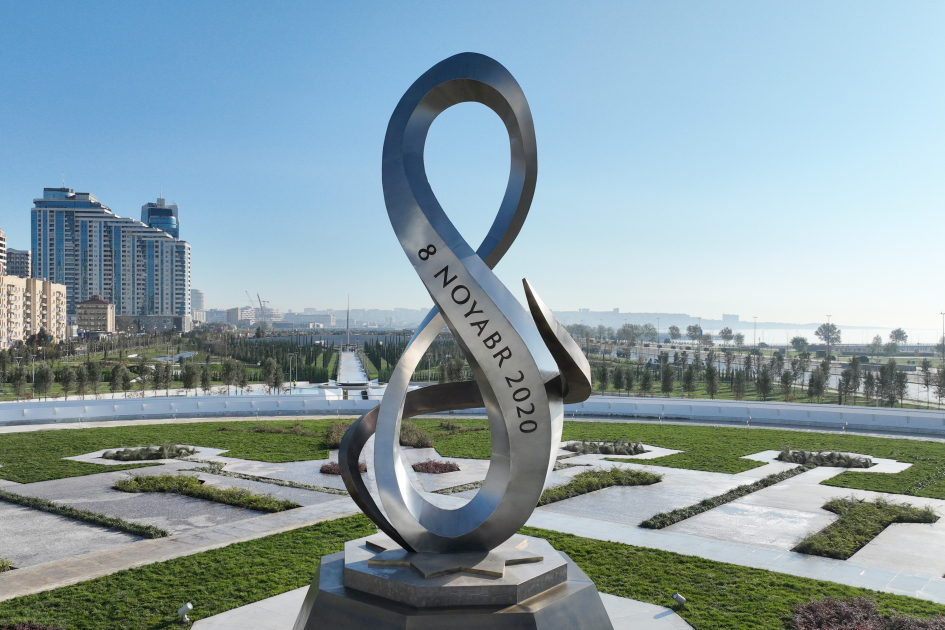 President Ilham Aliyev, First Lady Mehriban Aliyeva attend opening of Victory Park in Baku (PHOTO/VIDEO)