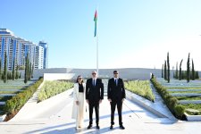 President Ilham Aliyev, First Lady Mehriban Aliyeva attend opening of Victory Park in Baku (PHOTO/VIDEO)