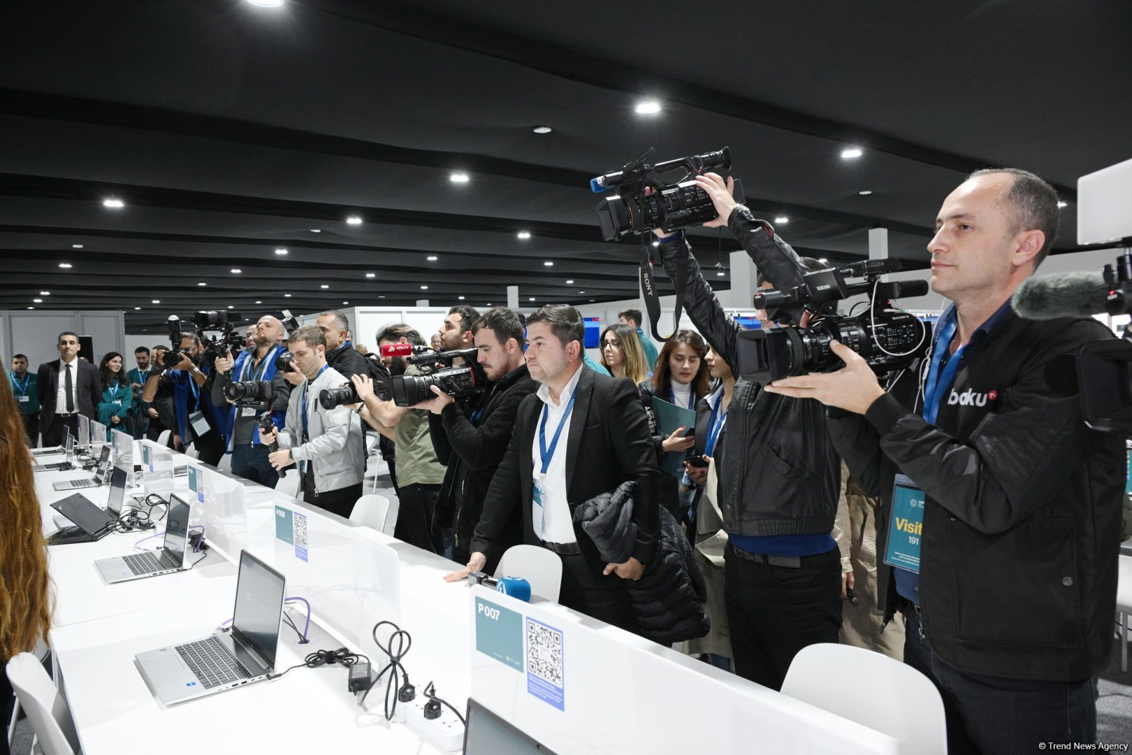Media representatives observe final stages of COP29 preparations (PHOTO)
