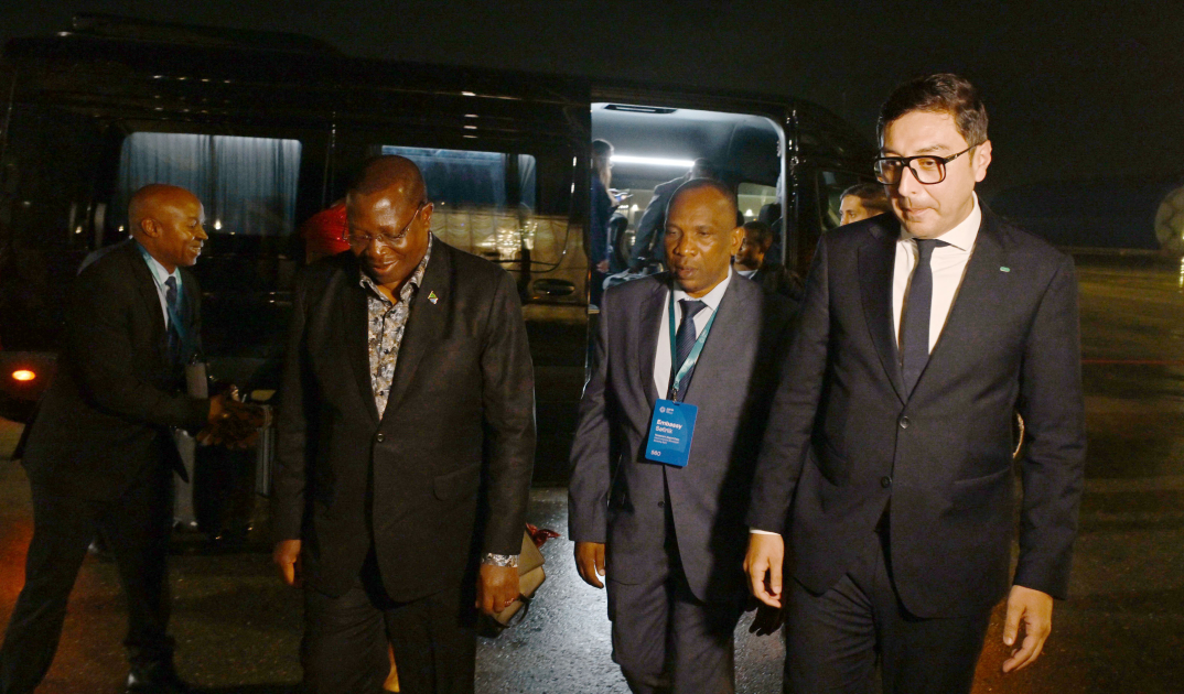 Vice President of Tanzania arrives in Azerbaijan (PHOTO)
