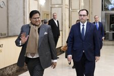 President of Republic of Suriname arrives in Azerbaijan (PHOTO)