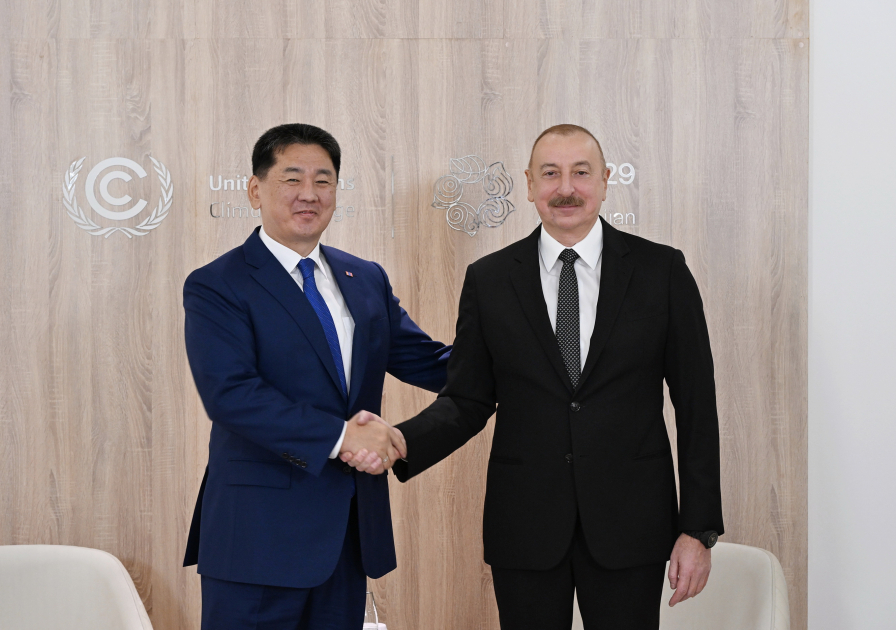 President Ilham Aliyev meets with President of Mongolia (PHOTO/VIDEO)
