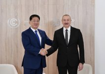 President Ilham Aliyev meets with President of Mongolia (PHOTO/VIDEO)