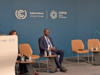 Panel discussion weighs using inner growth to help empower cities in Azerbaijan (PHOTOS)
