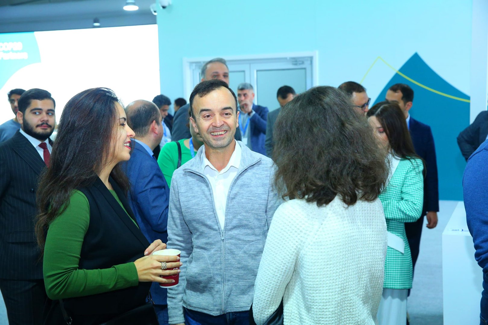 Azerbaijan's "Ecosphere" eco-social center presents its programs at COP29 (PHOTO)