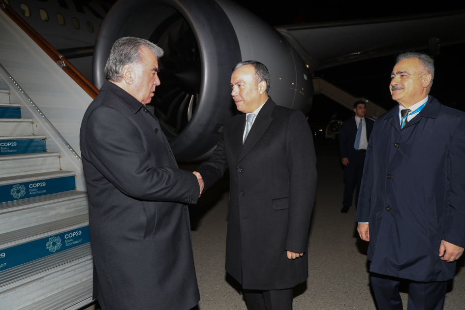 President of Tajikistan Emomali Rahmon begins visit to Azerbaijan (PHOTO)