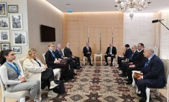 President Ilham Aliyev meets with UK's PM (PHOTO/VIDEO)