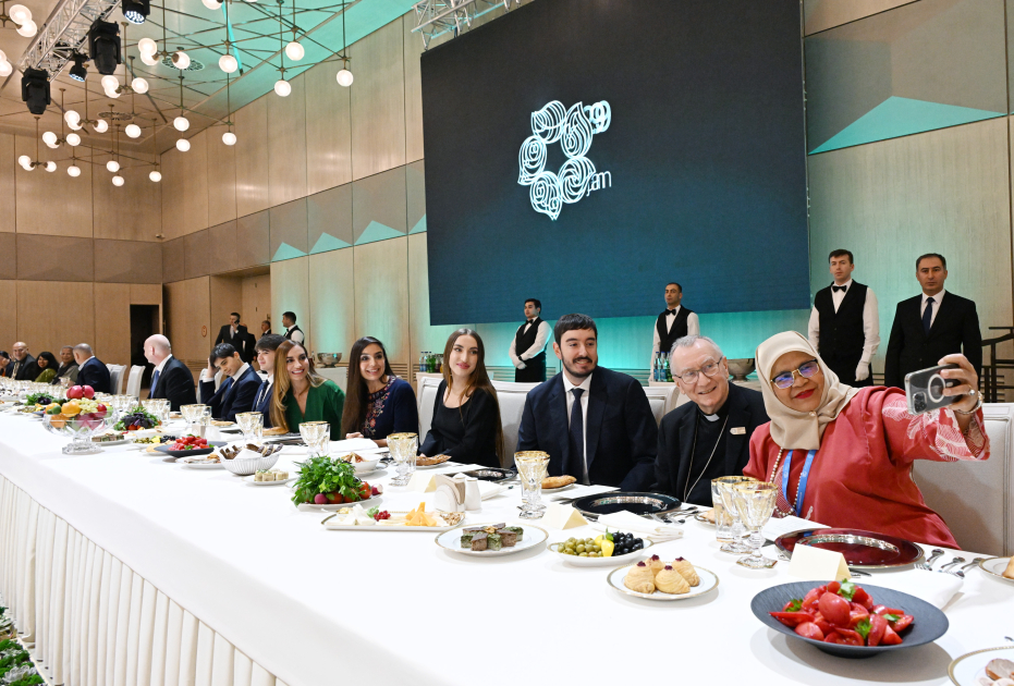 President Ilham Aliyev, First Lady Mehriban Aliyeva attend reception in honor of heads of state and government attending opening ceremony of World Leaders Climate Action Summit at COP29 (PHOTO)