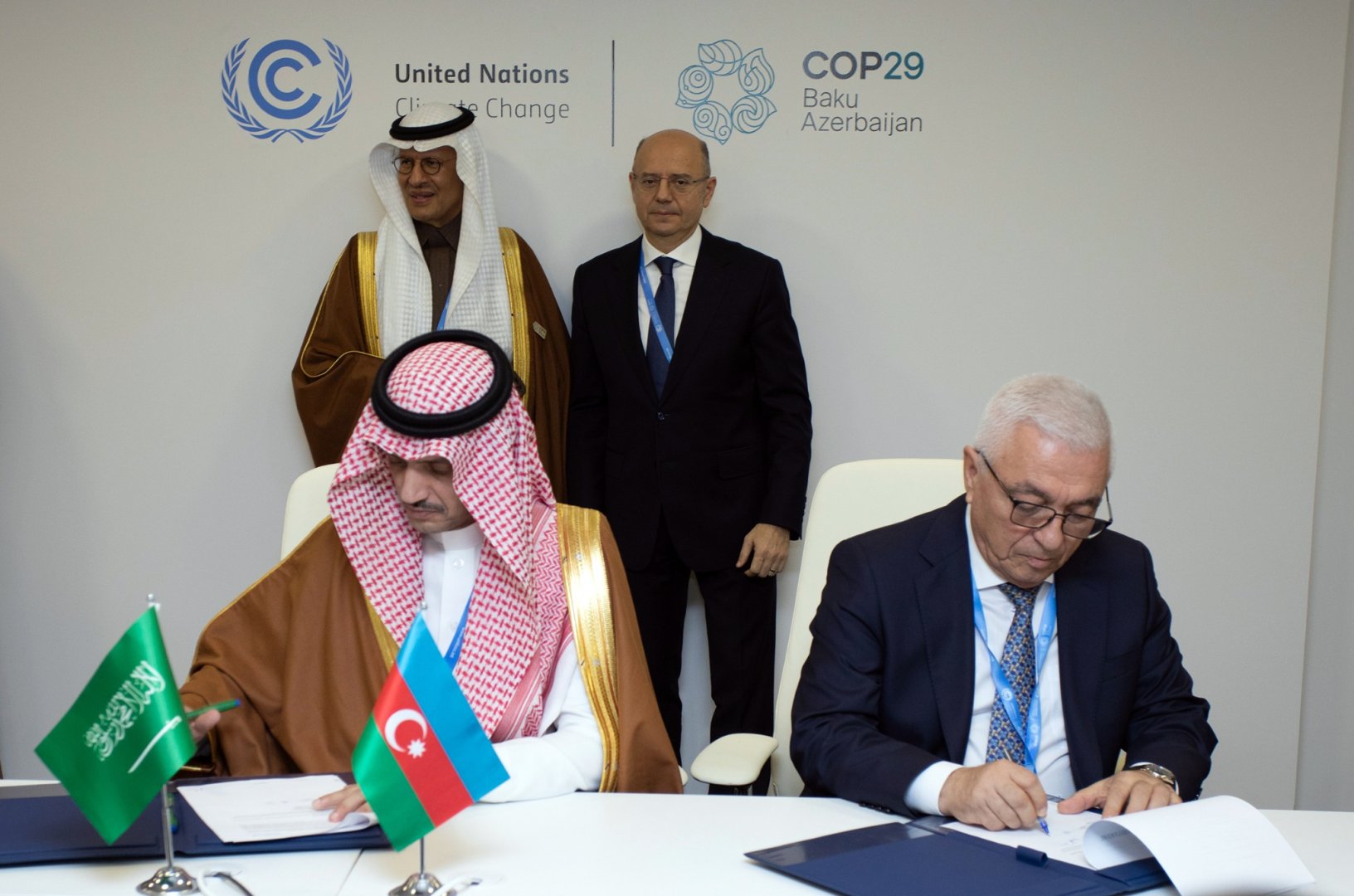 Azerbaijan's Azerenerji, Saudi Electricity companies seal memorandum within COP29