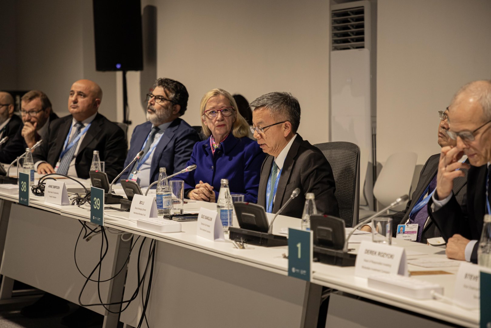 COP29 hosts discussions on role of sovereign wealth funds in financing energy transition (PHOTO)