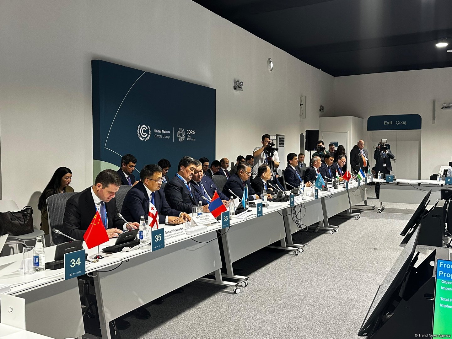 COP29 hosts debates on preventing glacial melting in Central, Western Asia (PHOTO)