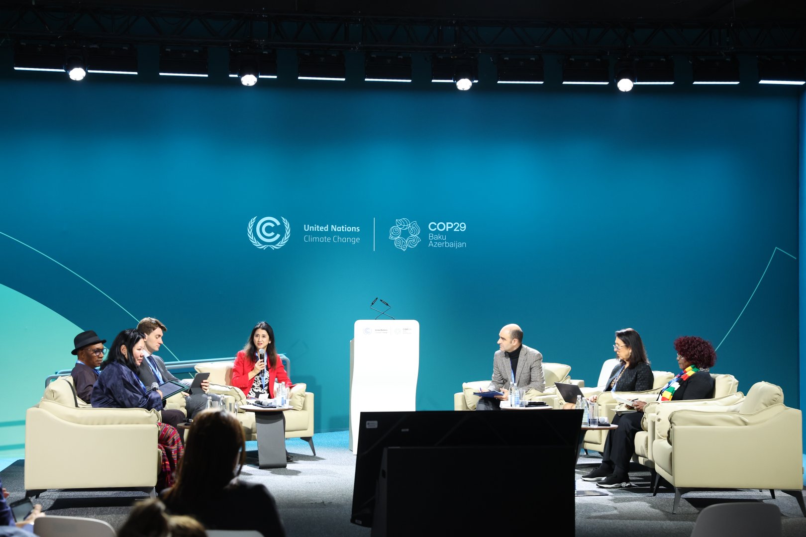 COP29 hosts ECO ministerial meeting on circular economy (PHOTO)