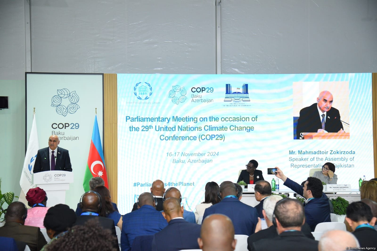 COP29 hosts "Setting scene: understanding real impact of climate change" session (PHOTO)