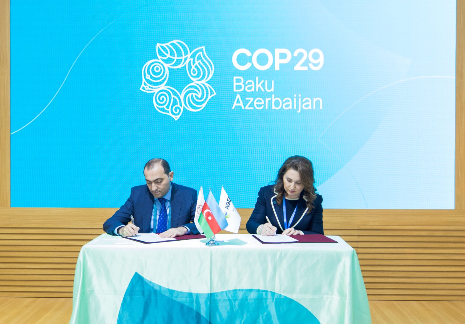 Azerbaijani Clean Energy Jabrayil, Baku Steel Company sign MoU for solar power collaboration (PHOTO)