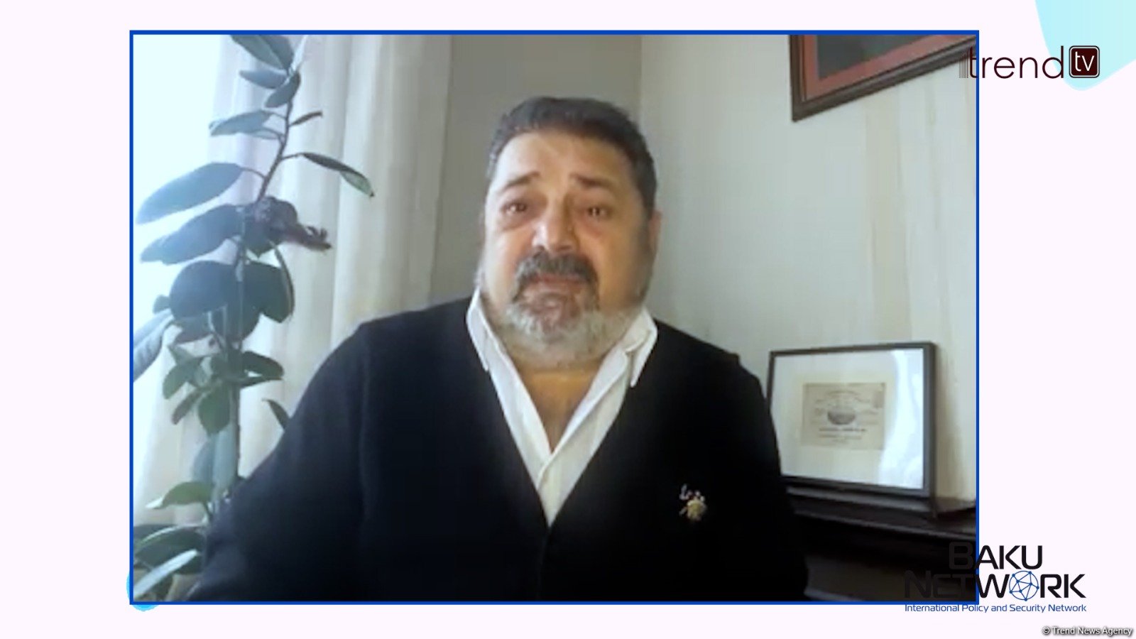West injects Armenians with their exceptionalism myths - Armenian professor (PHOTO/VIDEO)