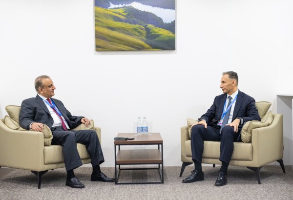 Azerbaijan, Pakistan brainstorm aviation co-op matters