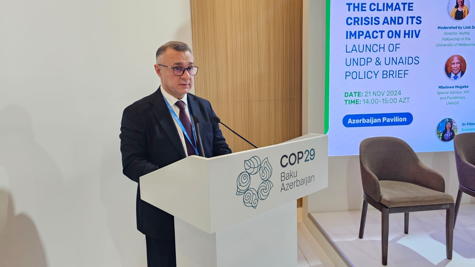 Azerbaijani minister delivers speech at HIV, climate change framework doc's presentation (PHOTO)