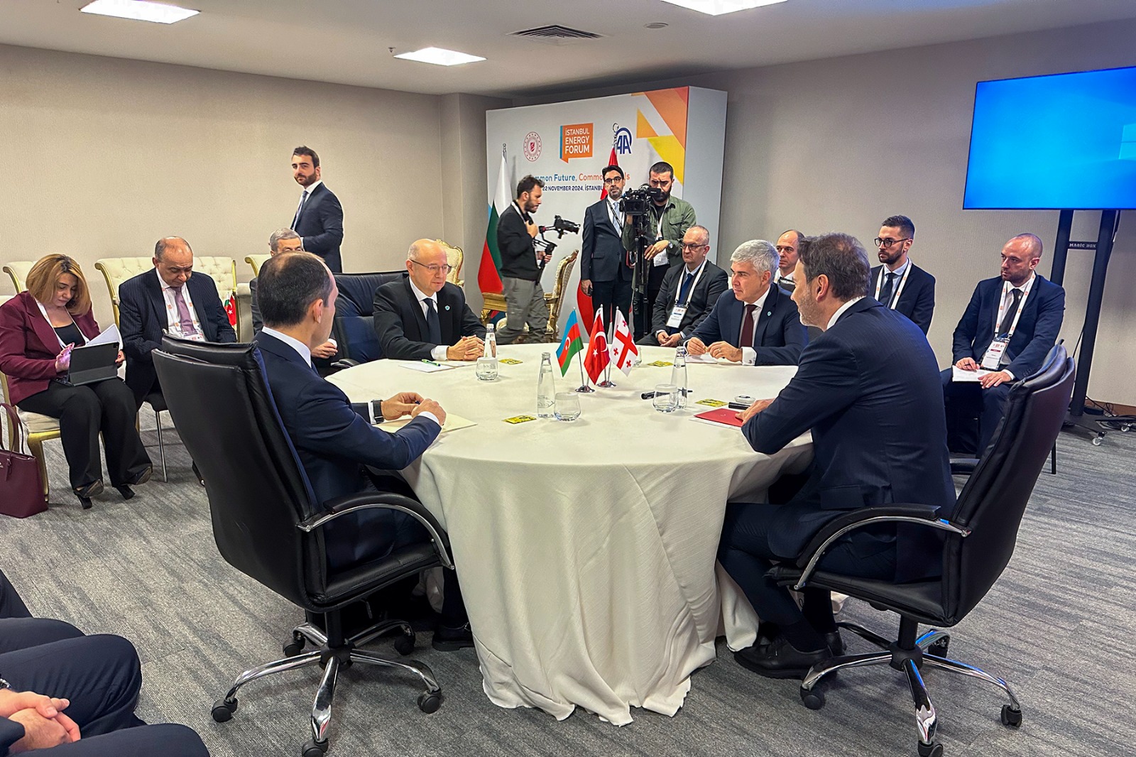 Azerbaijan-Türkiye energy cooperation in focus of Istanbul forum (PHOTO)