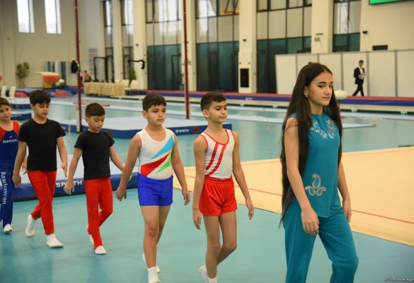 Men's, women's national artistic gymnastics competitions kick off in Baku (PHOTO)