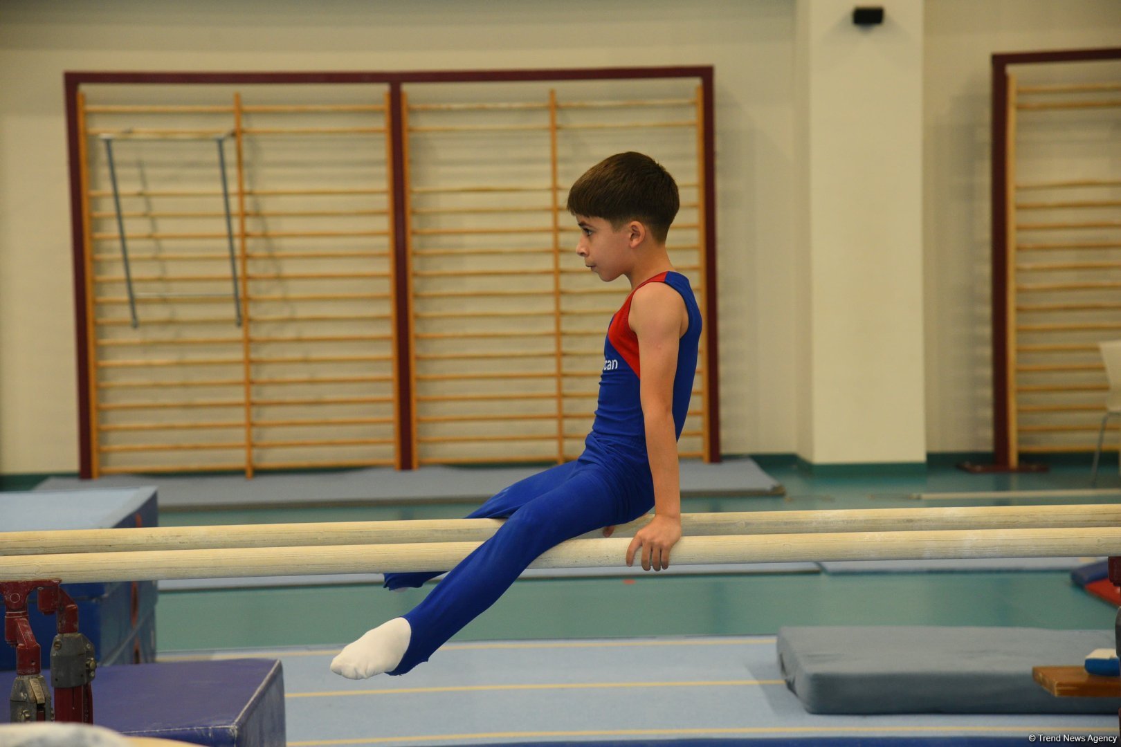 Men's, women's national artistic gymnastics competitions kick off in Baku (PHOTO)