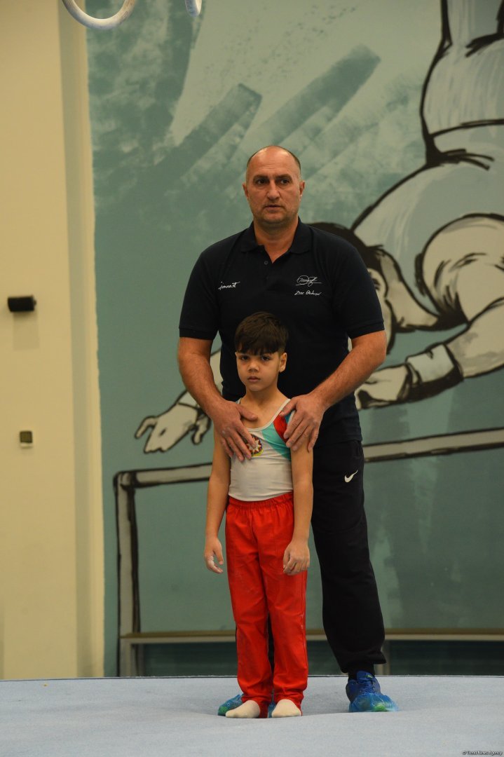 Men's, women's national artistic gymnastics competitions kick off in Baku (PHOTO)
