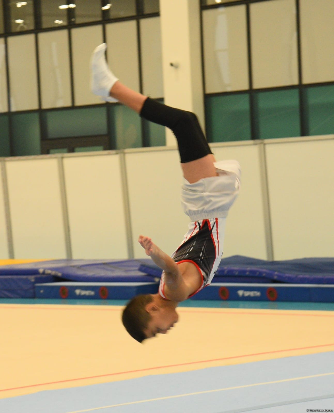 Men's, women's national artistic gymnastics competitions continue in Baku (PHOTO)