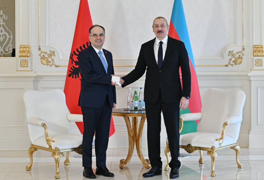 President Ilham Aliyev congratulates President of Albania