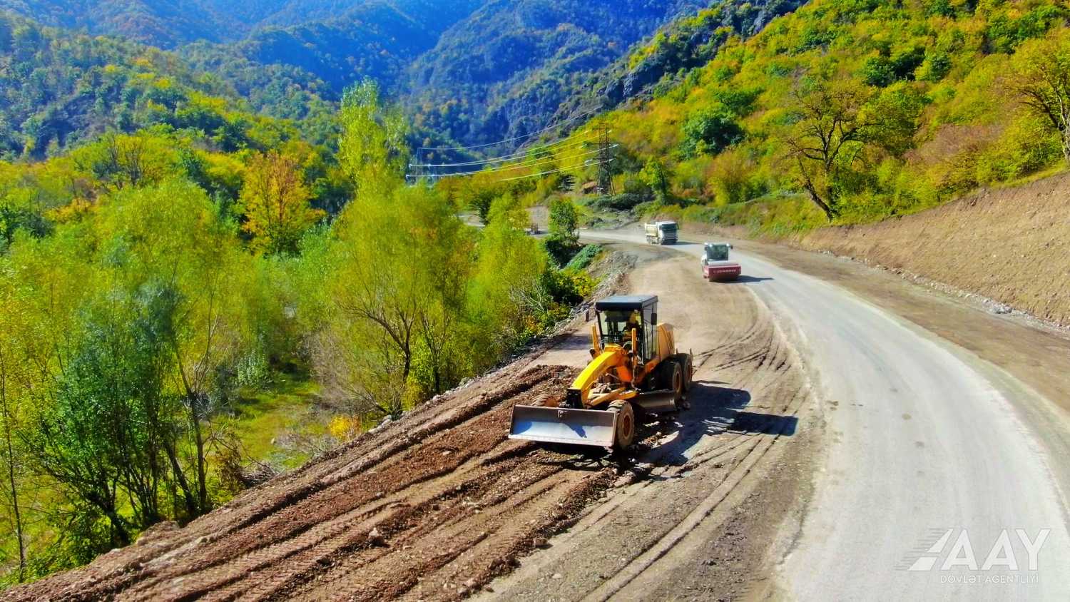 Azerbaijan goes on with Sugovushan-Sarsang-Gozlukorpu-Kalbajar road raising (PHOTO/VIDEO)