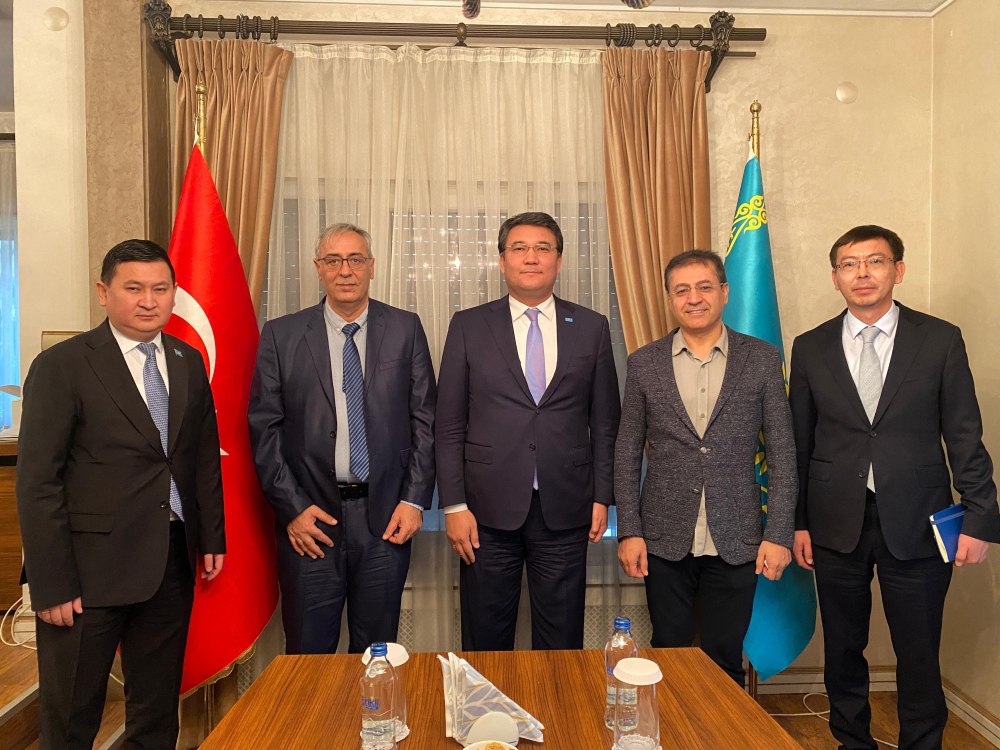 Turkish investors expand economic co-op with Kazakhstan by investing in its major projects