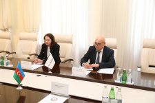 Azerbaijan's health ministry, Global Fund moot cooperation (PHOTO)