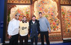 Lionel Messi and his teammates visit Azerbaijan's Heydar Aliyev Center! (PHOTO)